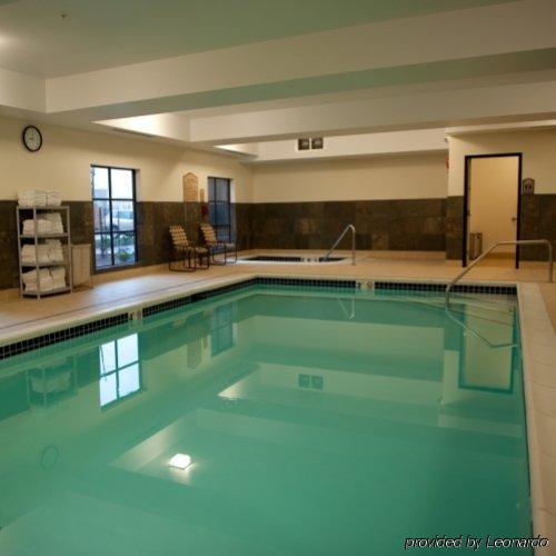Grand Hotel At Bridgeport Tigard Facilities photo